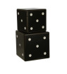Set de dos cajas de madera con diseño de dados.