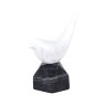 Escultura de pájaro