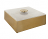 Caja cuadrada de metal con tapa de marmol blanca.