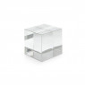 Cubo de cristal grande.