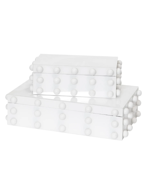 Set de dos cajas blancas con bolas 