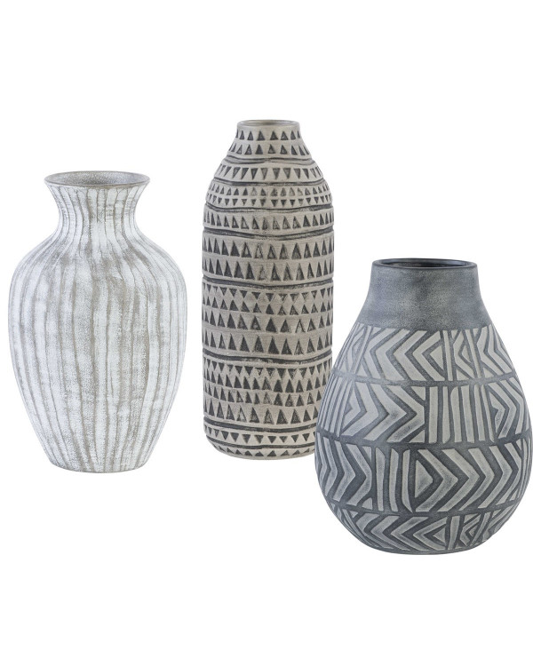 Set de tres jarrones de diferentes texturas.