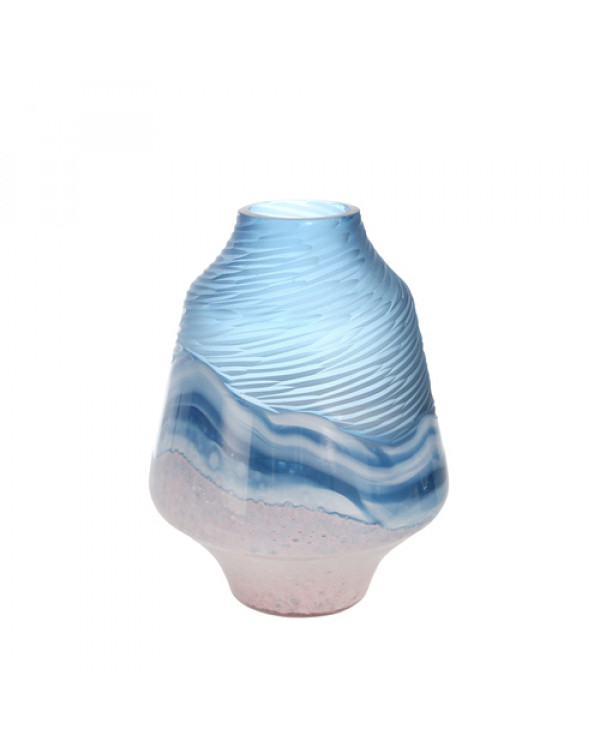 Florero de vidrio con diferentes texturas y tonos de azul chico