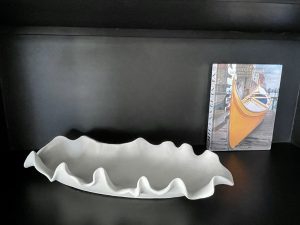 Alternative view of Platón irregular blanco mate.