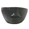 Maceta de labios gris
