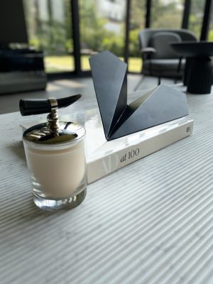 Alternative view of Vela aromática con tapa de cuerno - Mandarin fig