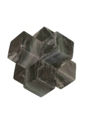 Tache de mármol negro.