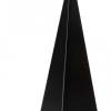 Piramide negra grande
