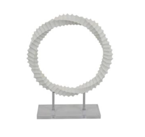 Escultura circular de madera
