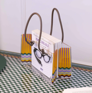 Alternative view of Shopping bag amarilla de acrílico chica