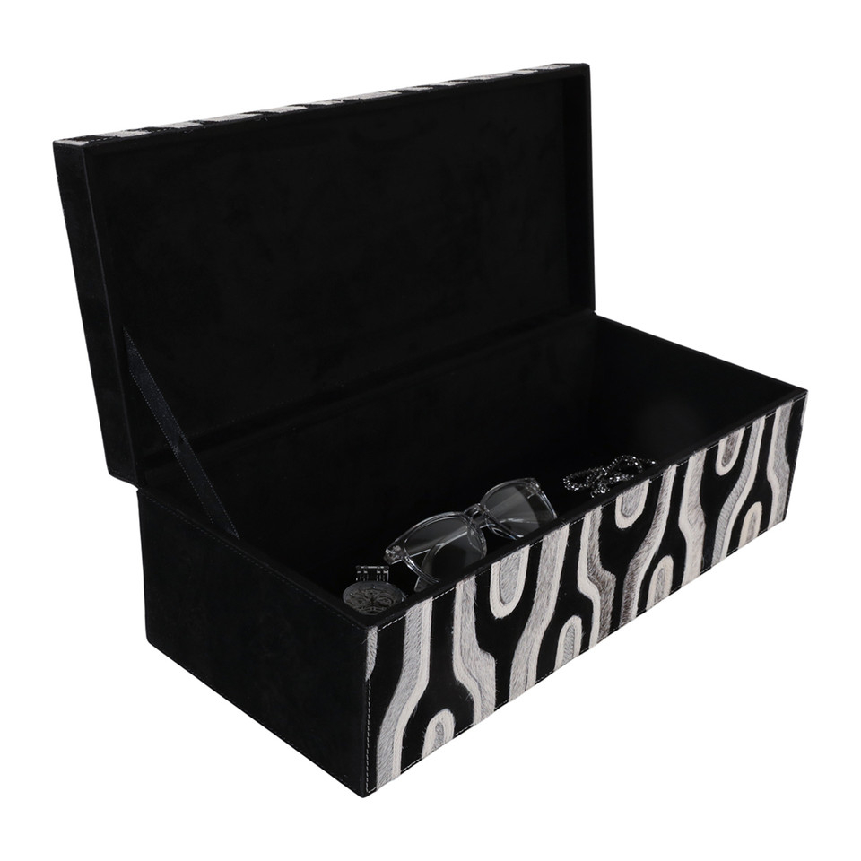 Caja negra con diseño bicolor - Image 2