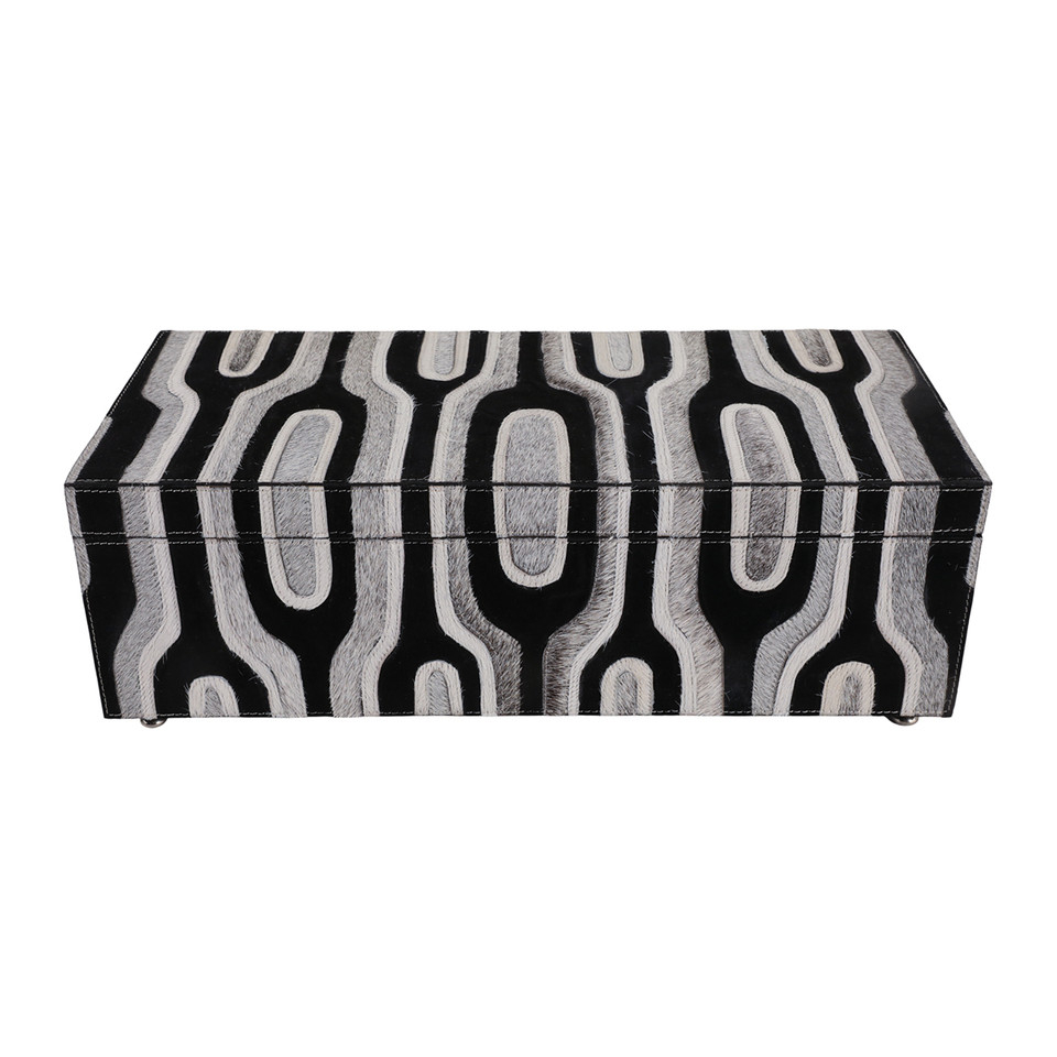 Caja negra con diseño bicolor