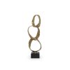 Escultura de cadena dorada con base de madera chica.