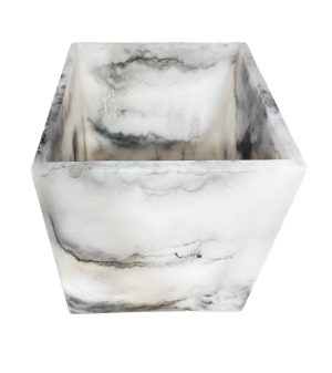Bote rectangular gris con blanco