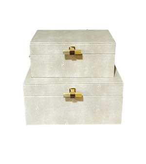 Set de cajas beige con herraje dorado